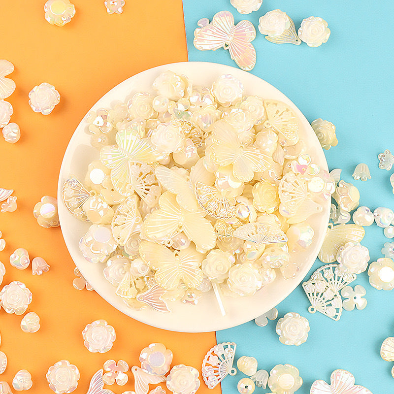 Wholesale 20pcs/pack mixed sweet diy cream glue resin accessories