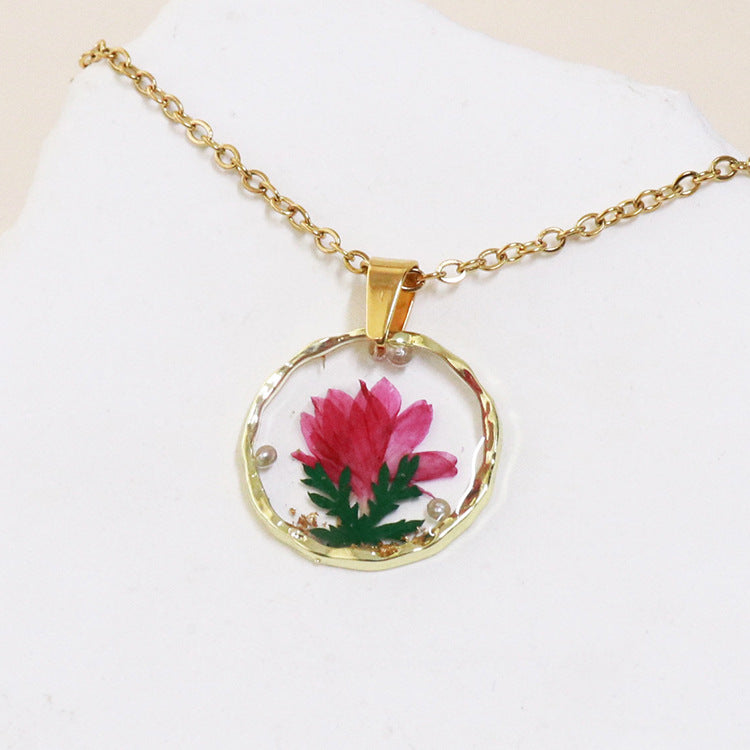 Wholesale 6pcs Moon Series Dried Flower Handmade Epoxy Pendant Necklace