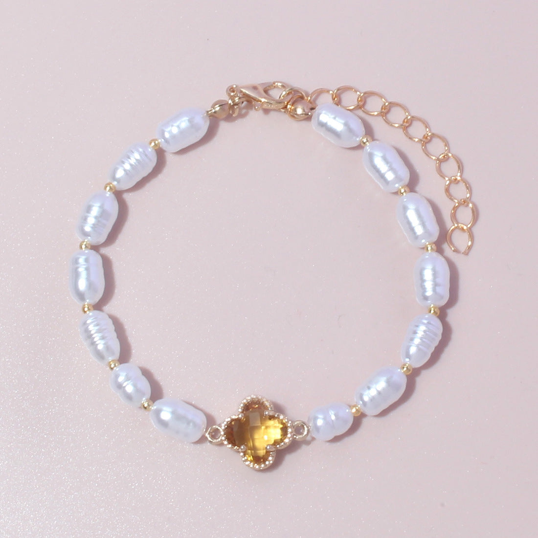 Wholesale personalized vintage fashion pearl street clap bracelet