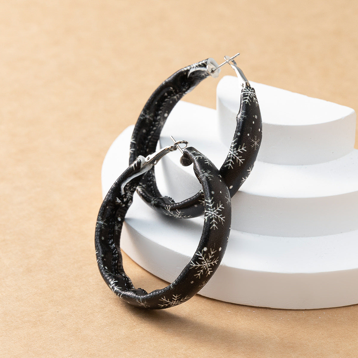 Pendientes de cuero de copo de nieve de leopardo a cuadros