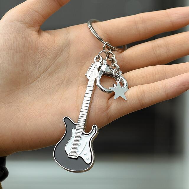 Wholesale Y2K Guitar Pentagram Zinc Alloy Keychain