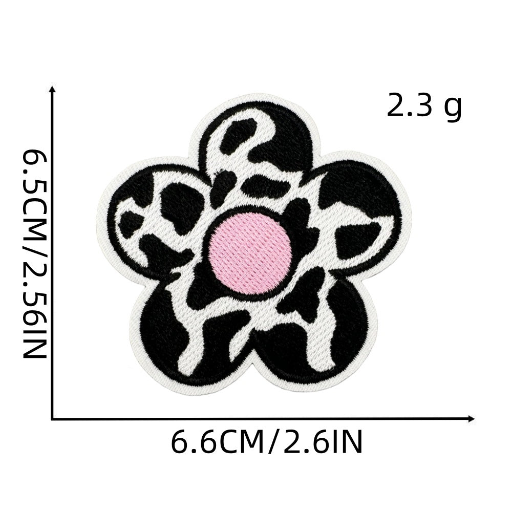 Wholesale Trendy Cow Embroidery Patch Cute Black White Cartoon Design With Lightning Heart For Clothing And DIY Craft Supply