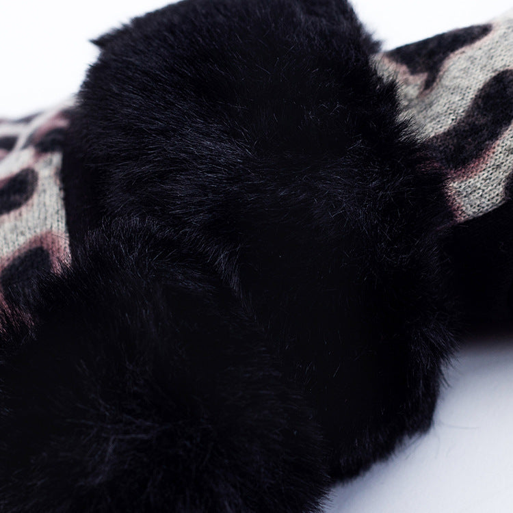 Wholesale Women's Winter Warmth Plush and Thick Cute Polyester Glove