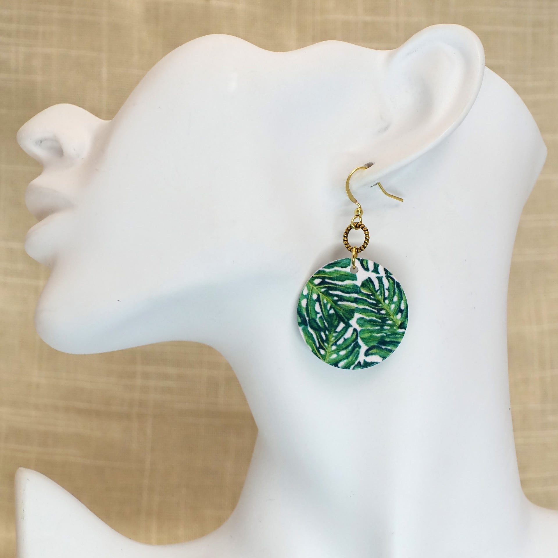 Wholesale Painted wooden retro bohemian style holiday style earrings