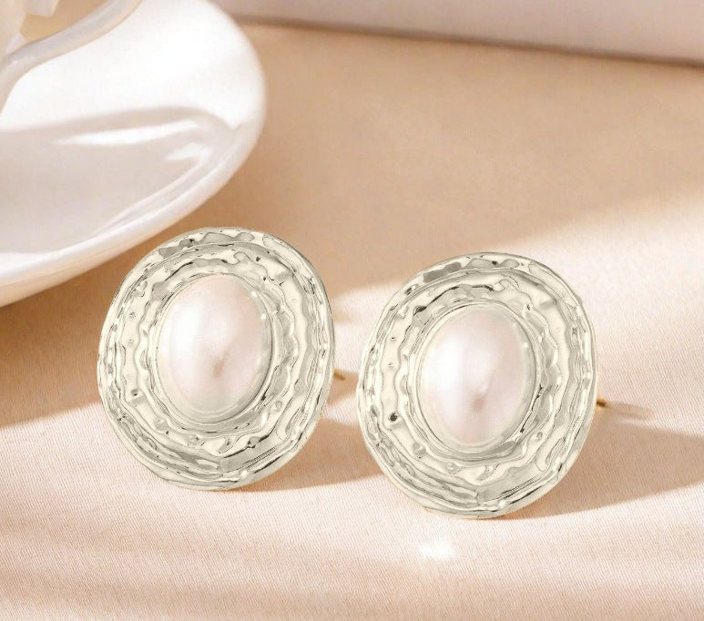 Wholesale Geometric Circle Golden Pearl Vintage Earrings
