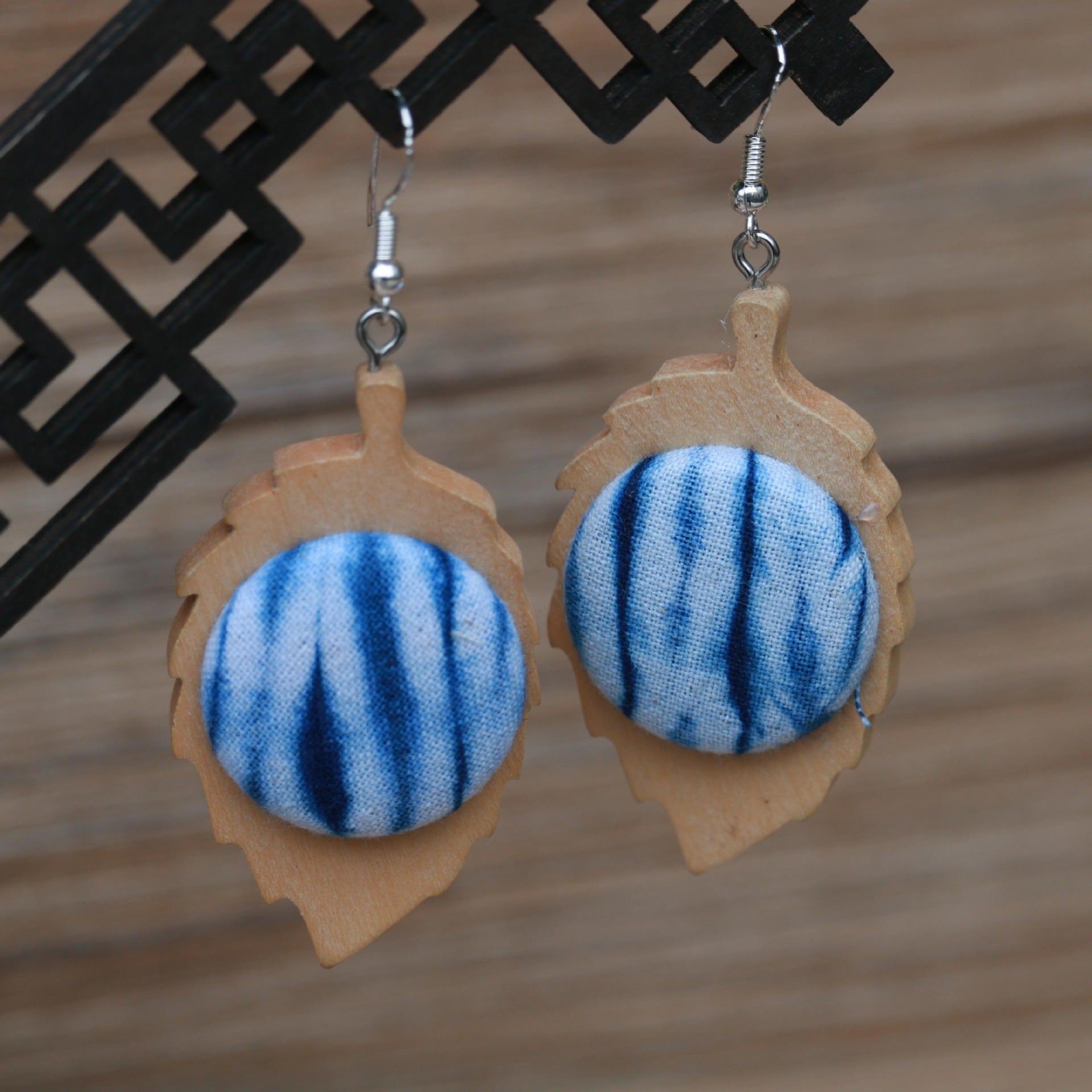 Wholesale Ethnic Style Women' s Blue-Dyed Fabric Earrings  Tie-Dye Mid-Length Earrings