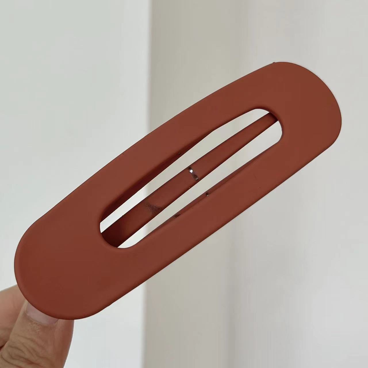 Wholesale solid color word clip Morandi color grab clip autumn and winter cute hair clip