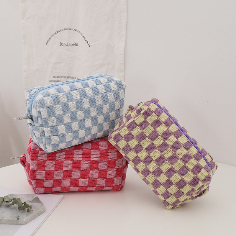 Wholesale Checkerboard Wool Cosmetic Bag
