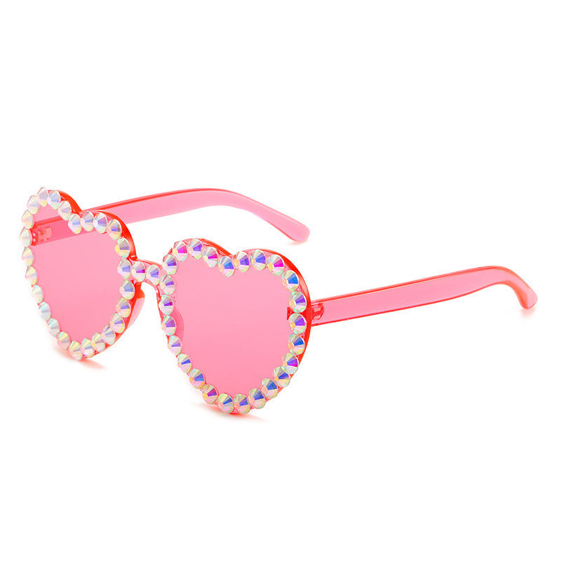 Wholesale Gorgeous Diamond Studded Fashion Love Heart Trendy Decorated Sunglasses