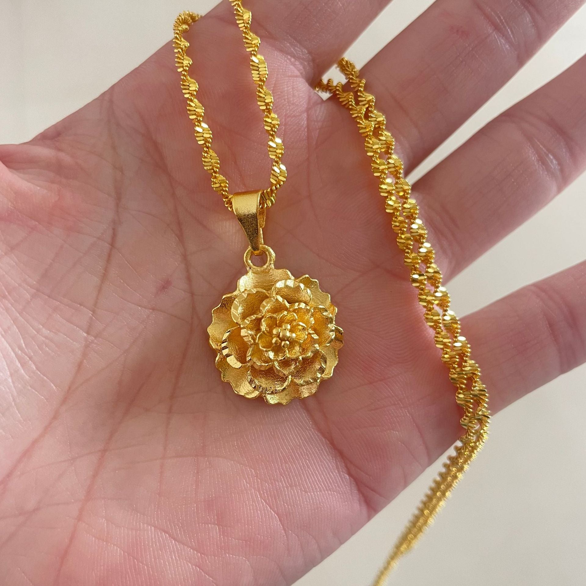 Wholesale Water Drop Rose heart necklace