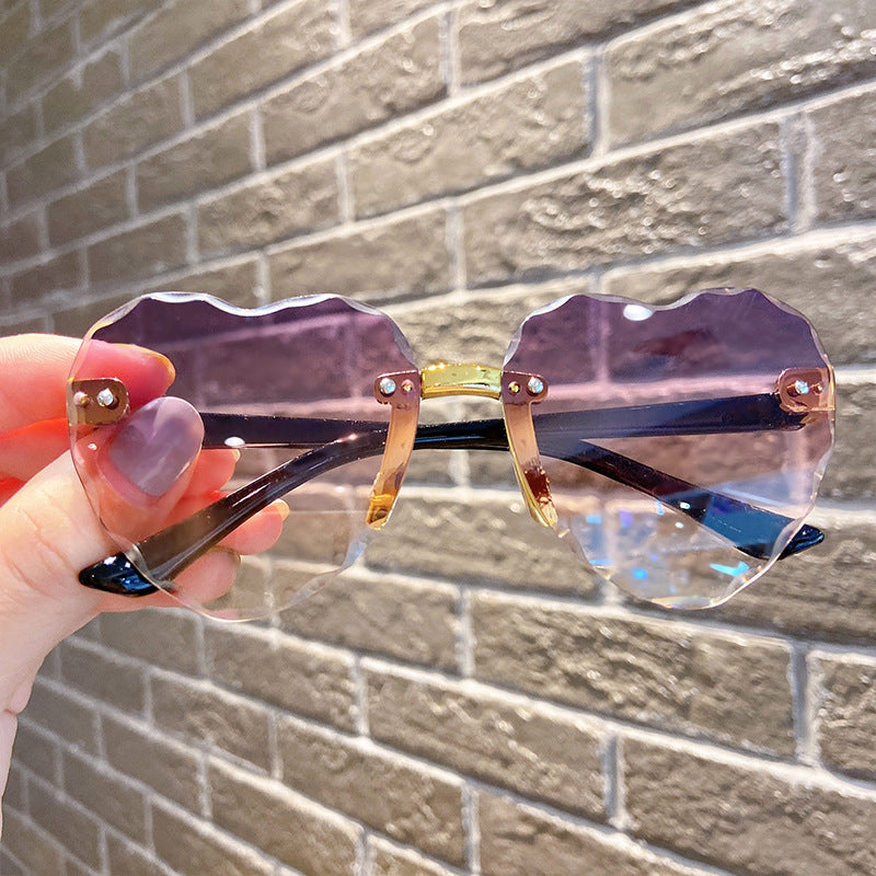 Wholesale Children's Cut Edge Frameless Ocean Film Gradient Peach Heart Sunglasses