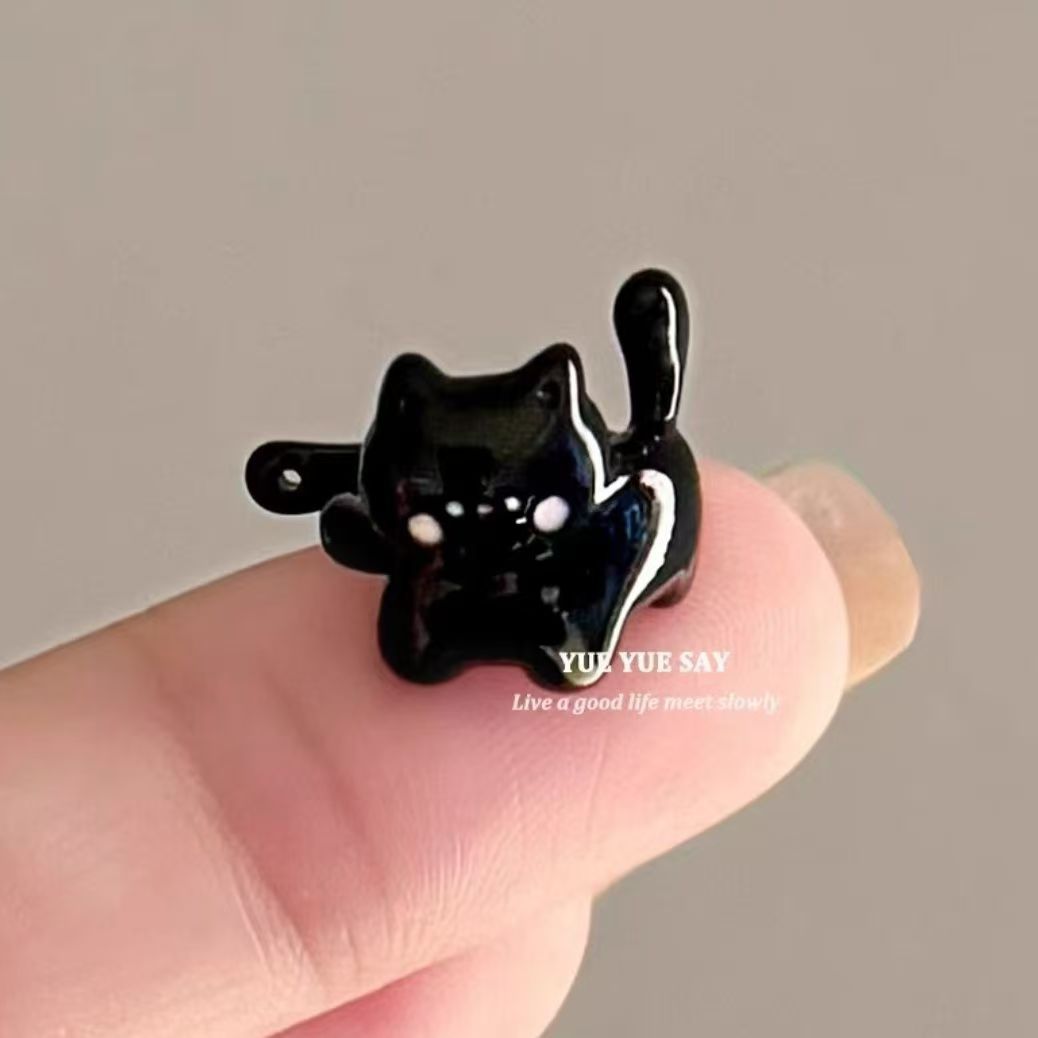 Wholesale Cute black kitten ear cuff