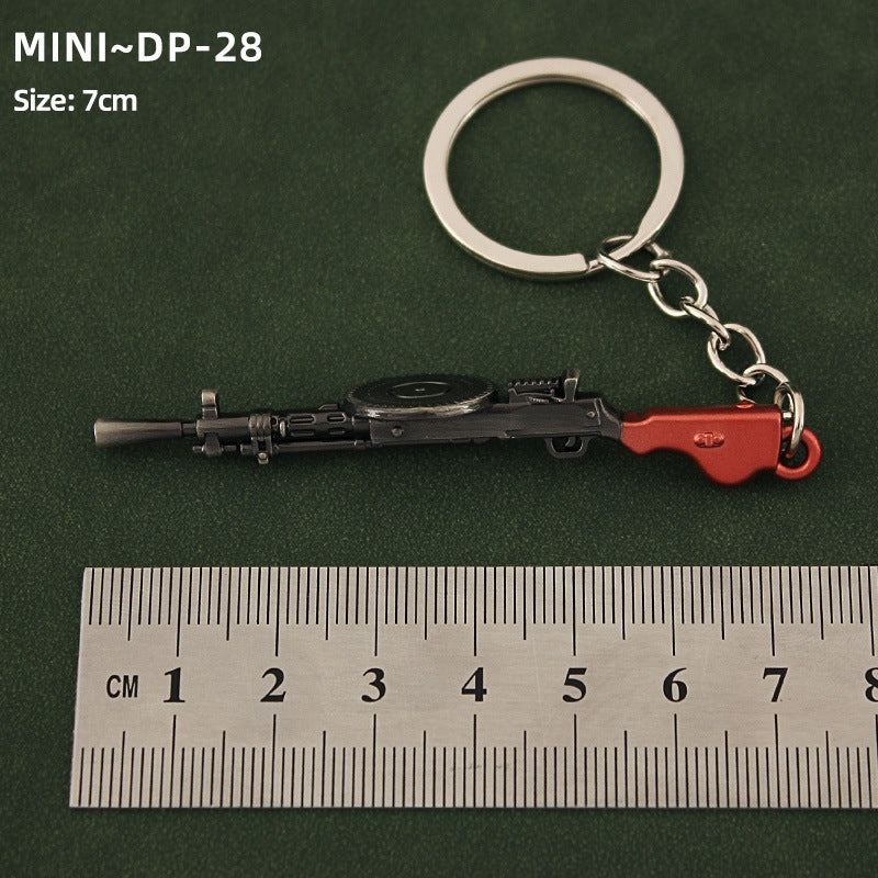 Wholesale Mini Metal Gun Model Keychain P90 S686 Dp-28 Alloy Pendant Small Decorative Toy Office Culture Metal Crafts