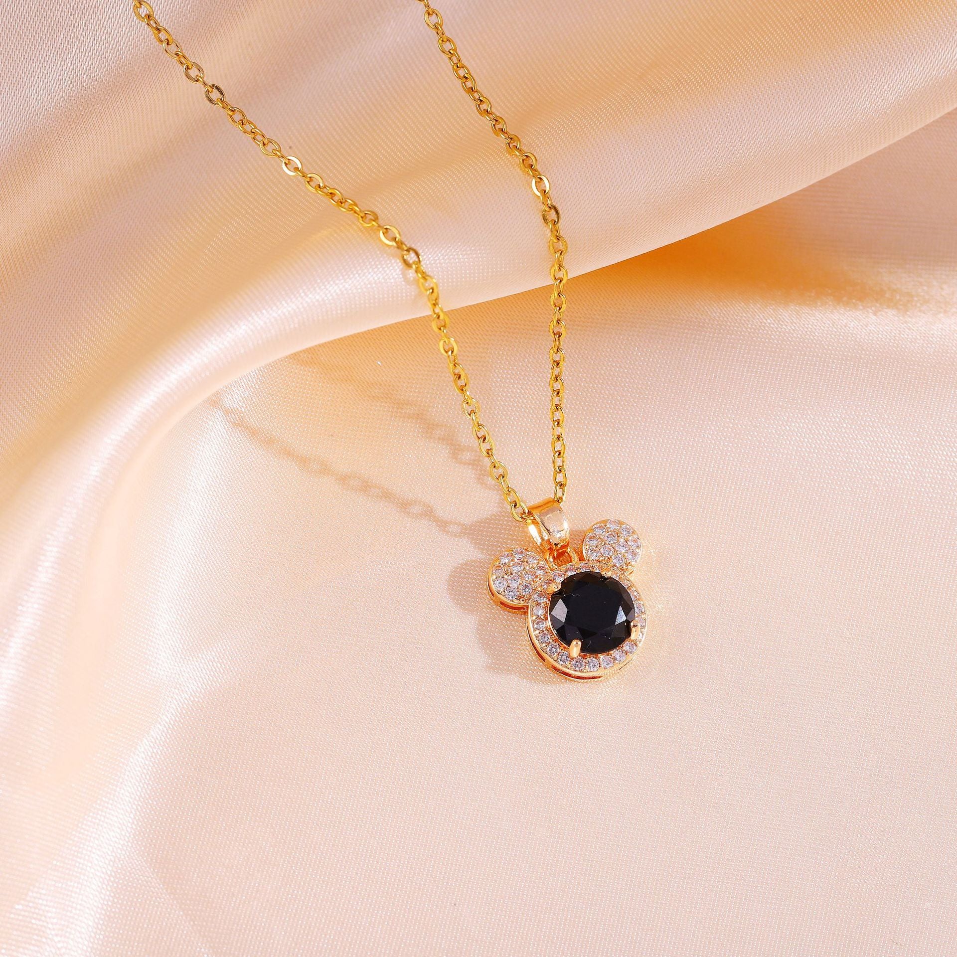 Wholesale Titanium Steel Full Diamond Cute Crystal Collarbone Necklace