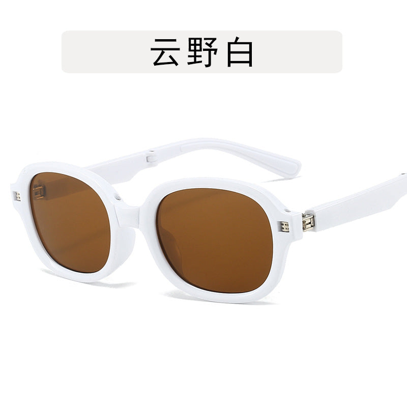 Wholesale Sun protection retro versatile folding pocket UV protection oval sunglasses