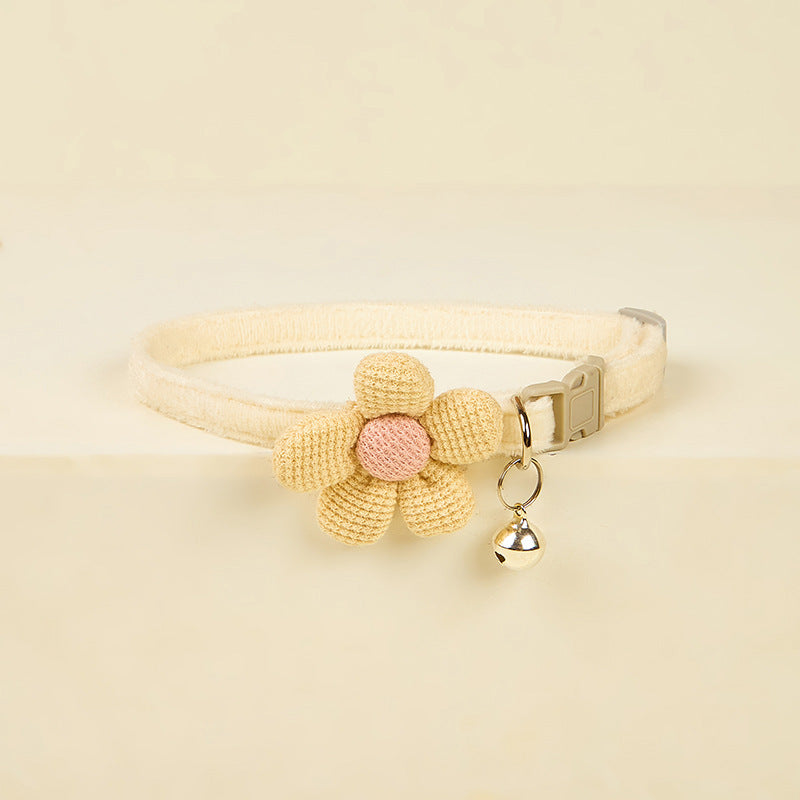Wholesale Cute Flower Adjustable Bell Traction Collar