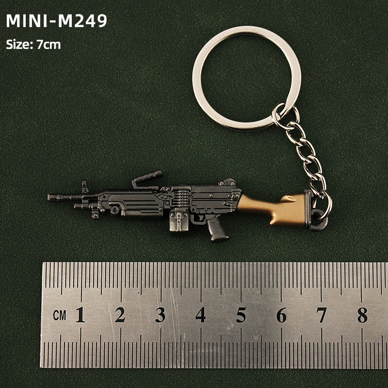 Wholesale Mini Metal Gun Model Keychain P90 S686 Dp-28 Alloy Pendant Small Decorative Toy Office Culture Metal Crafts
