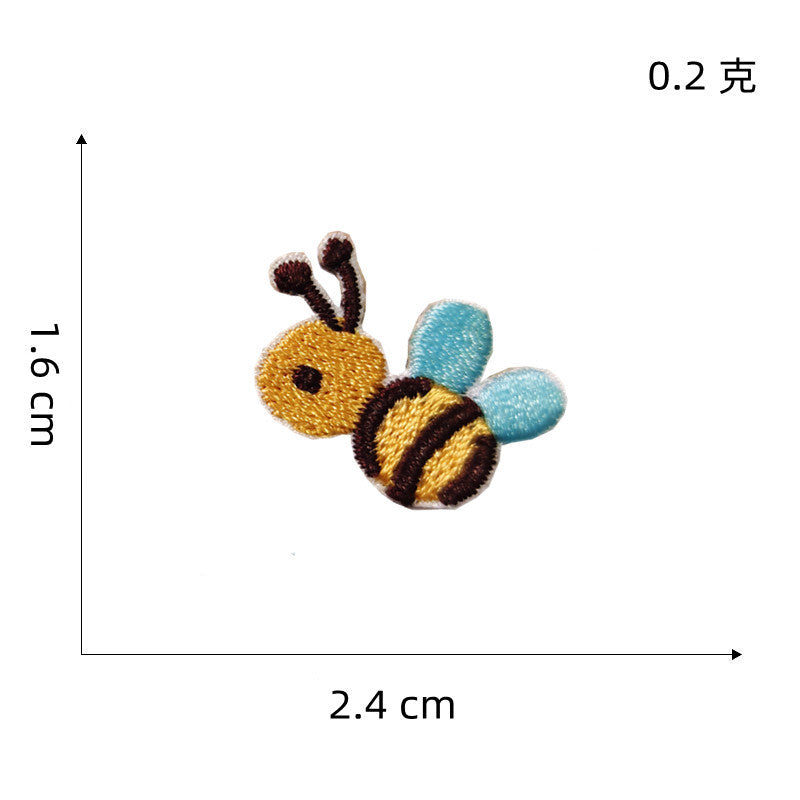 Wholesale Polyester Bee Cartoon Bird Embroidery Patch Self Adhesive Cloth Sticker For DIY Clothing And Phone Case Decoration Stylish Gift