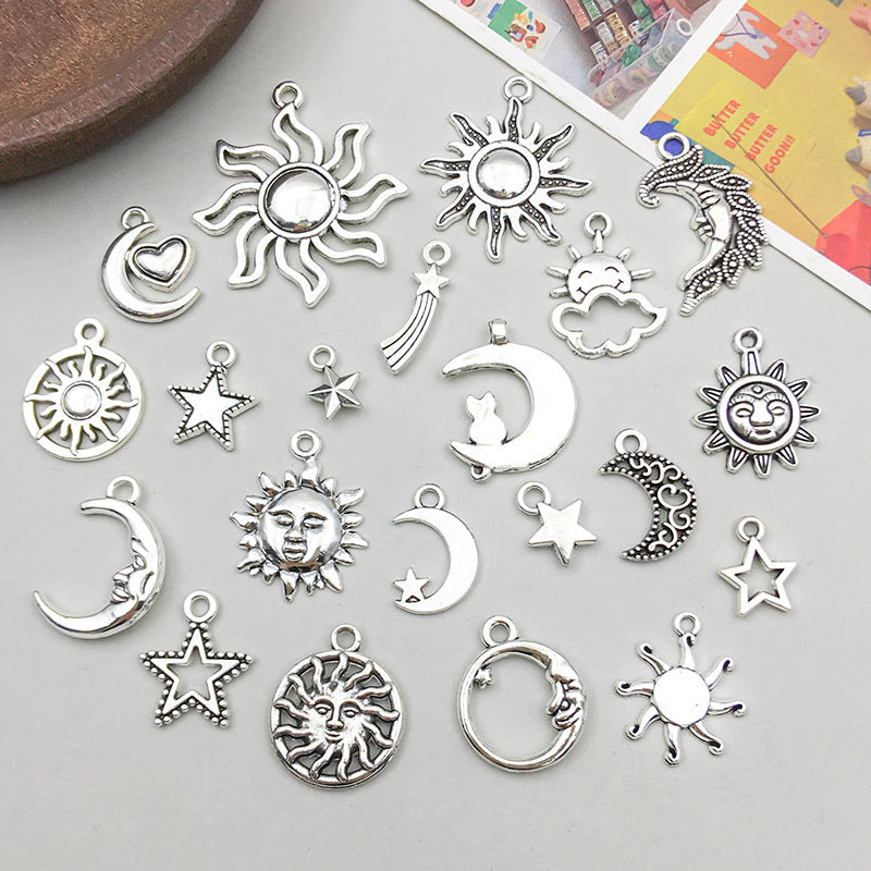 Wholesale Antique Silver Alloy Retro Simulation Star, Moon, Sun DIY Pendant