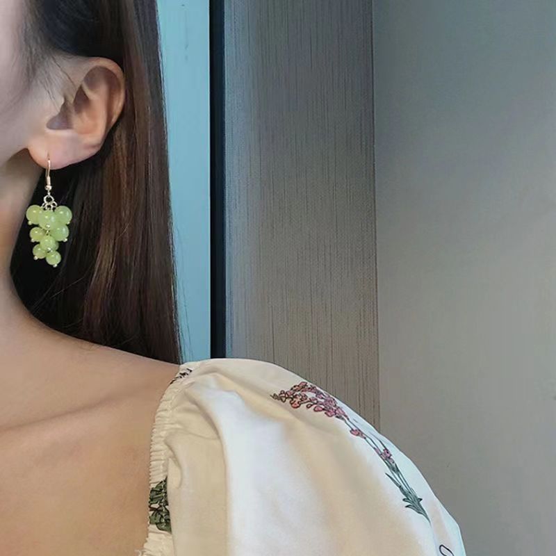 Wholesale Super cute and watery green grape earrings