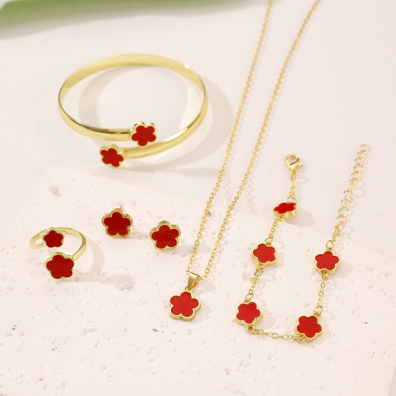 Wholesale Five Leaf Clover Jewelry Set