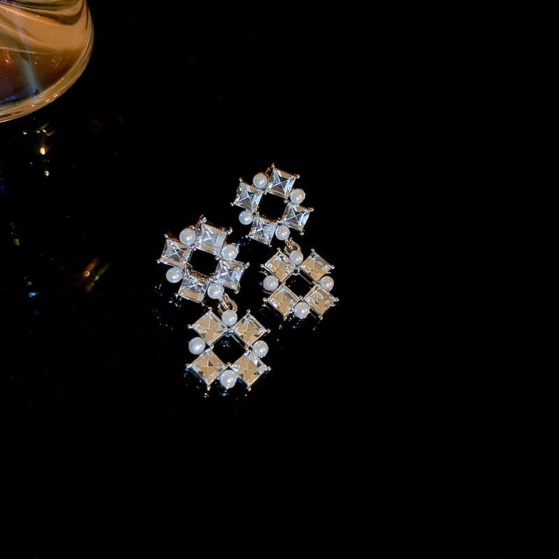 Wholesale Diamond Butterfly Flower Five Pointed Star Tassel Alloy Earrings