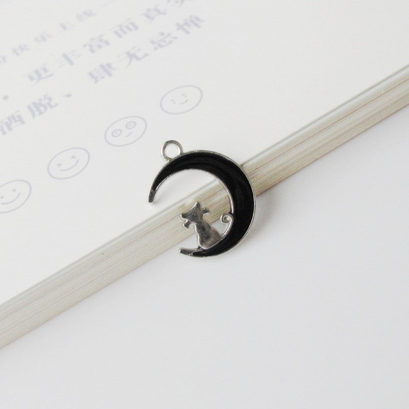 Wholesale Moon Cat Oil Dropping Alloy Jewelry Pendant Charms