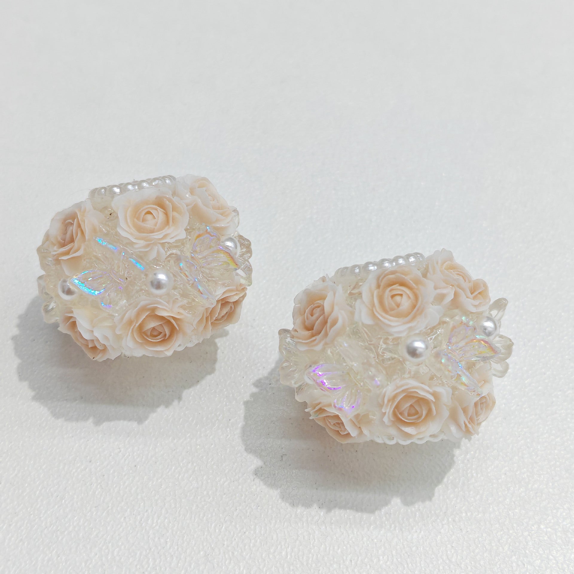 Wholesale 30pcs Rose flower ball with pearls and butterfly Acrylic Beads