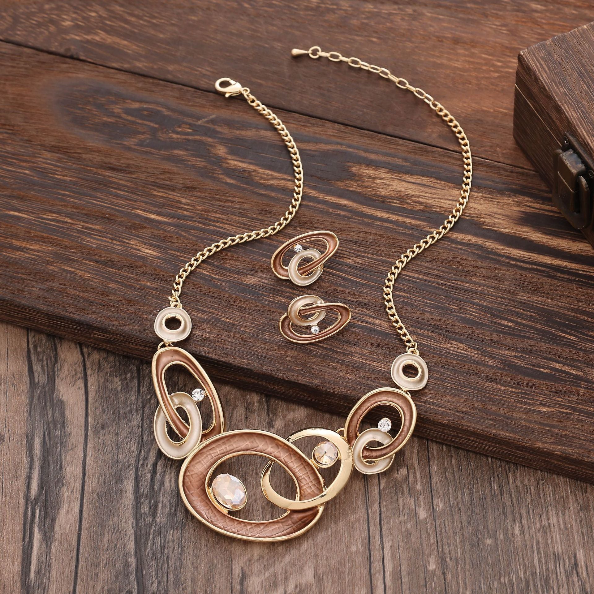 Wholesale 2pcs Popular Color Painting Oil Geometric Hollow Round Stud Earring Necklace Set