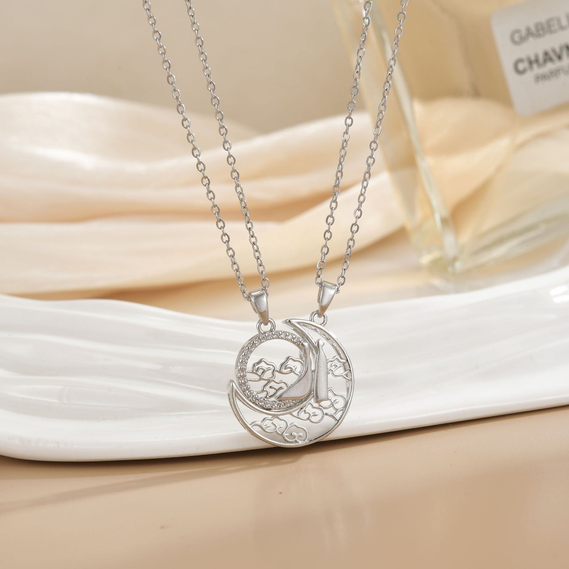 Wholesale Magnetic Sun Moon Titanium Steel Necklace