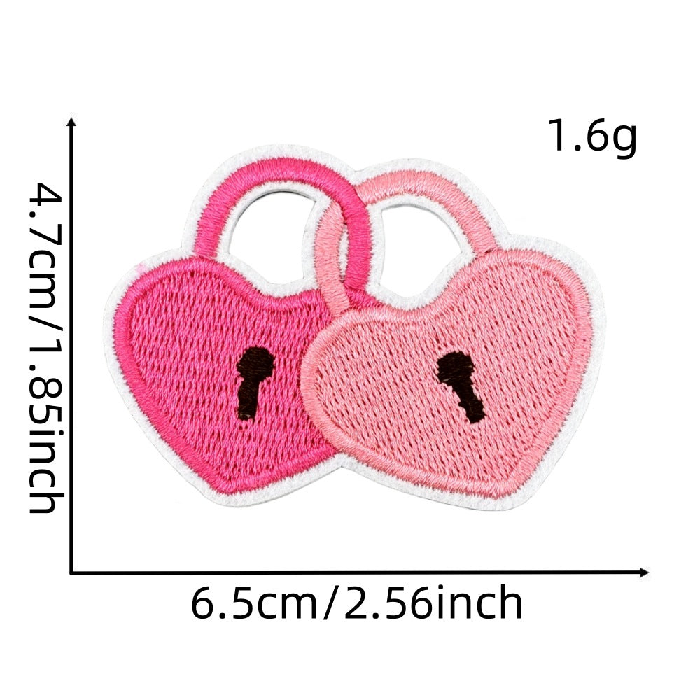 Wholesale Embroidered Iron On Patch Pink Valentine Hearts Cute Bear Design Wedding Scrapbook Decor Fashion DIY Accessory