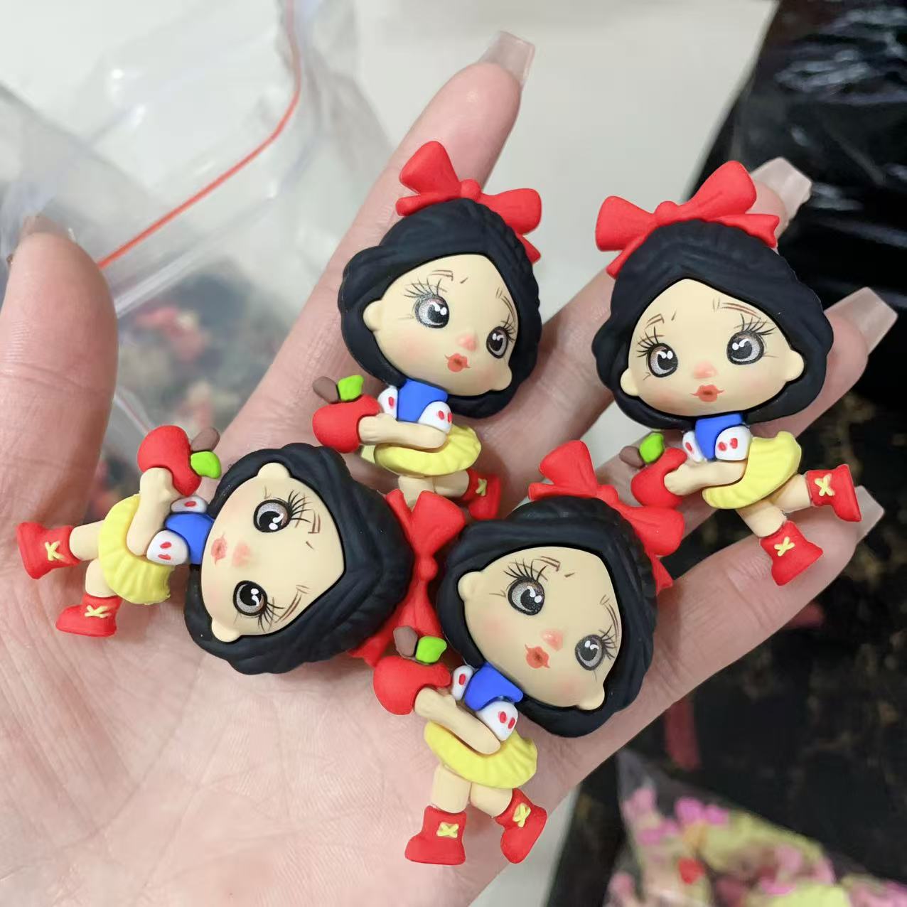 Wholesale Mixed batch live streaming hot selling soft rubber strawberry little girl DIY bead OLY Exclusive