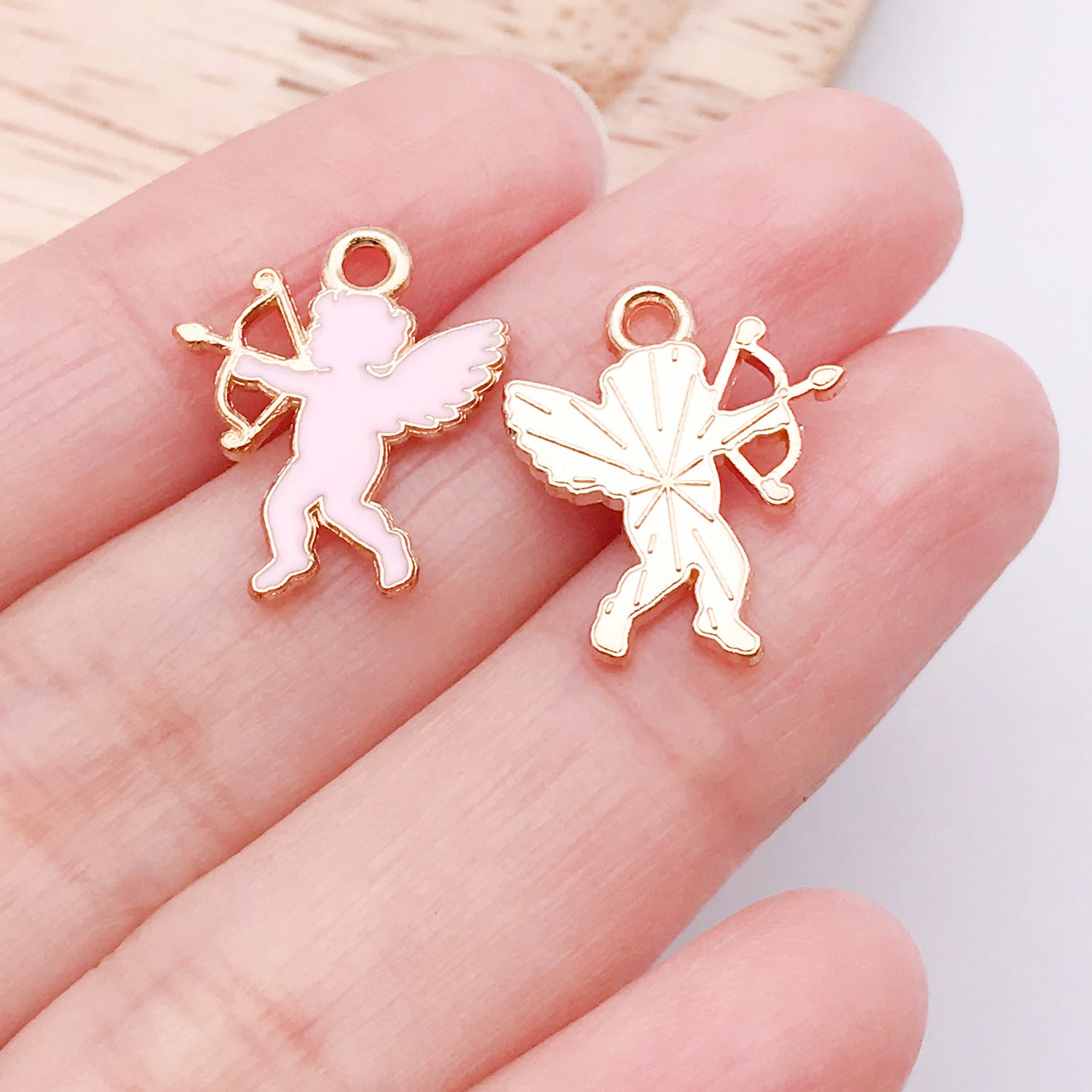 Wholesale Valentine' s Day Love Variety Cartoon Jewelry Accessories Pendant