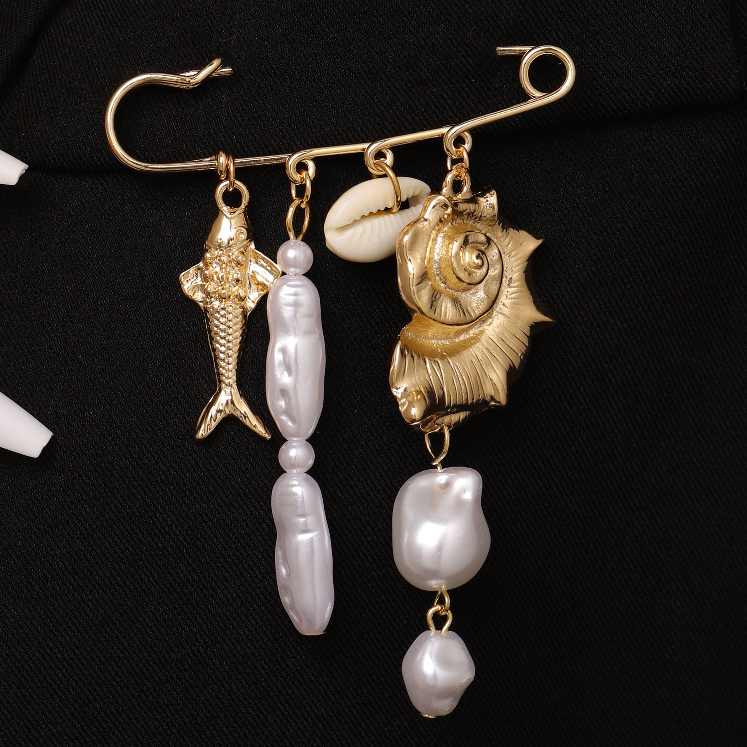 Wholesale Alloy Gold Beach Brooch Pendant Starfish Shell Imitation Pearl Women S Multifunctional Pants Chain Clip Everyday Jewelry Accessory Gift