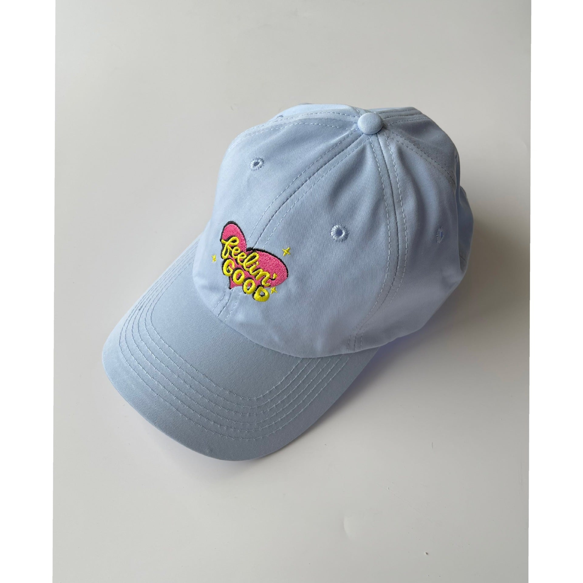 Wholesale Heart Patch Light Color Baseball Cap