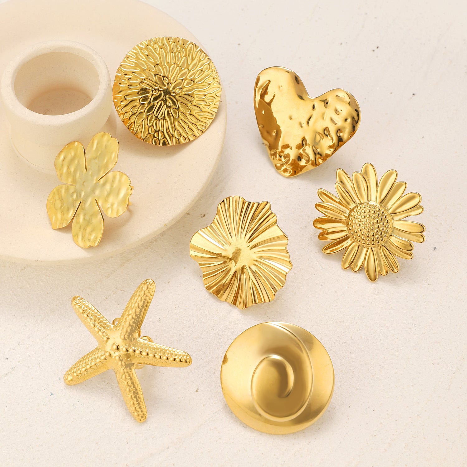 Wholesale  18k Convex and Concave Texture Round Ring Women's Ring