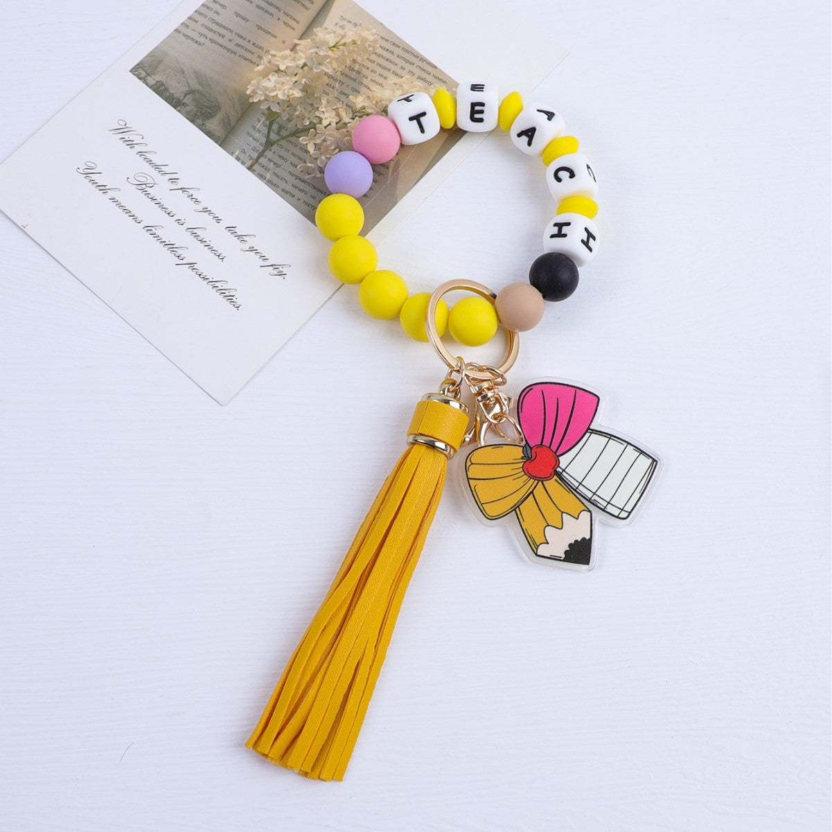 Wholesale Teacher' s Day jewelry silicone bead keychain