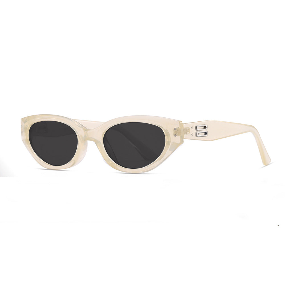 Wholesale Retro cat-eye sunglasses small frame