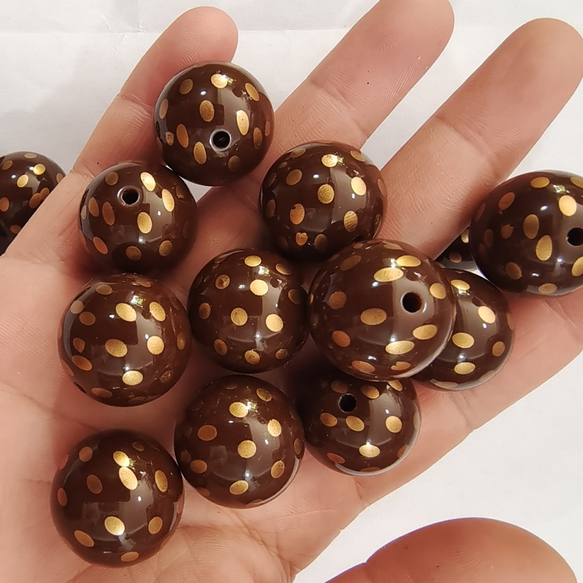 Wholesale 5pcs 20MM Coffee Gold Dot Printed Beads