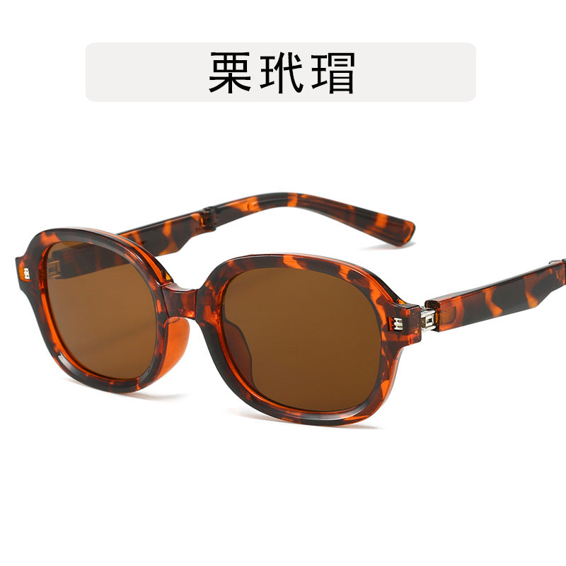 Wholesale Sun protection retro versatile folding pocket UV protection oval sunglasses