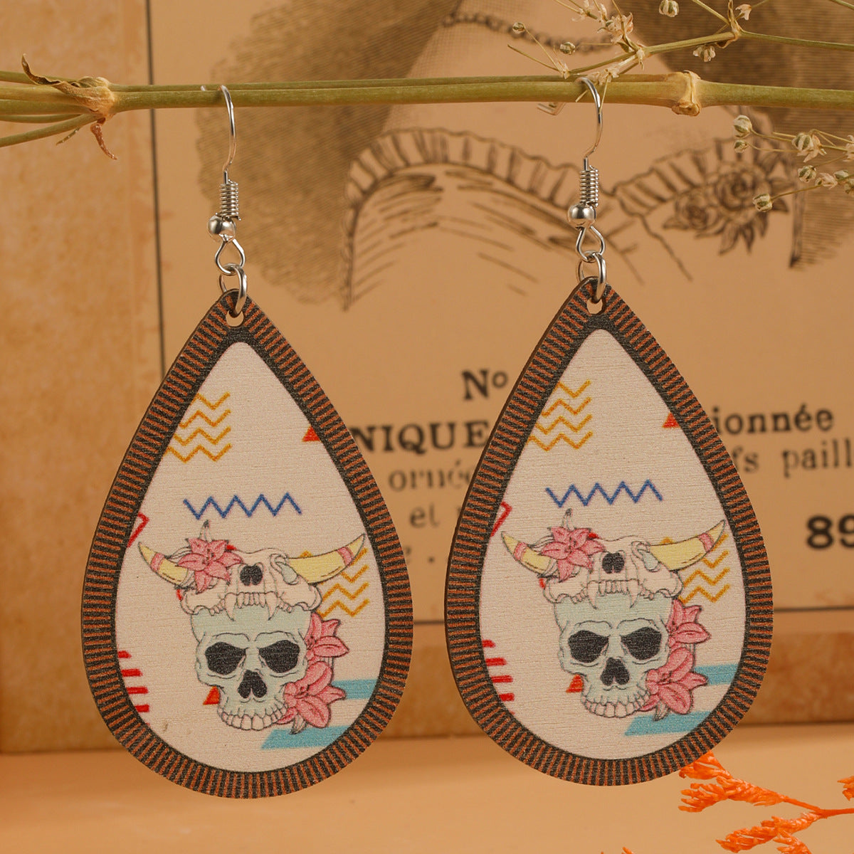 Gotas de agua de la cabeza de toro al por mayor Pendientes de madera