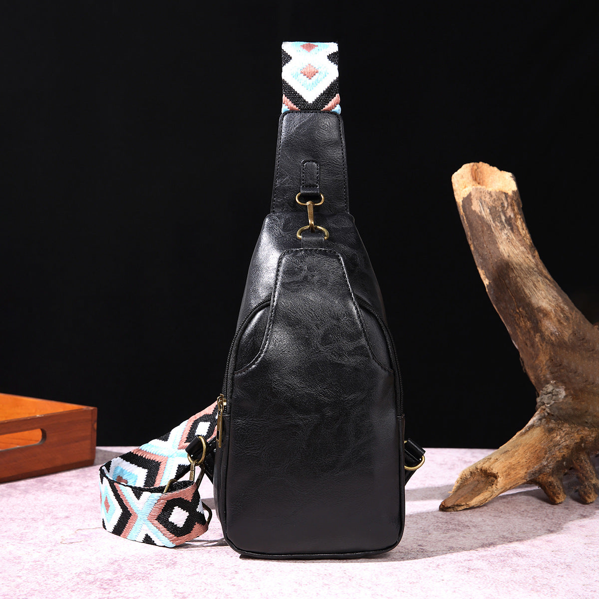 Wholesale Casual Chest Bag PU Solid Color Crossbody Bag Retro Bohemian Style Waist Bag