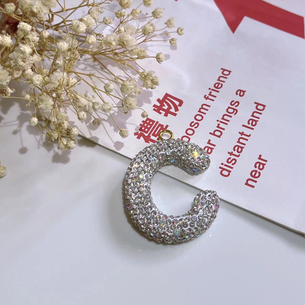 Wholesale Optional Color Letter Car Keychains