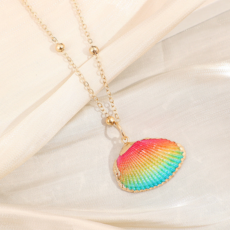 Wholesale Gold-edged Conch and Seashell Necklace