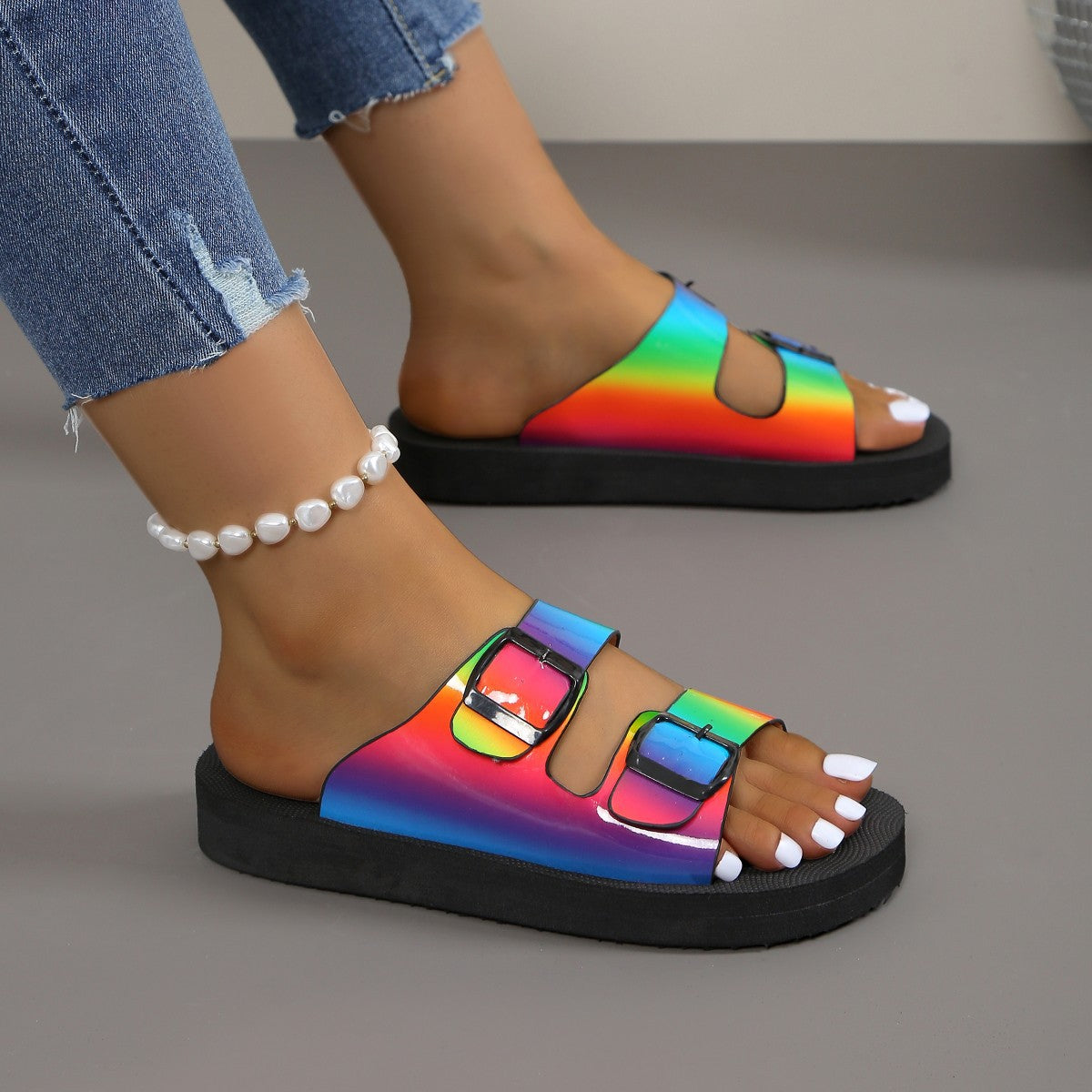 Wholesale Fashion Thick Bottom Buckle Rainbow -colored Cold Slippers