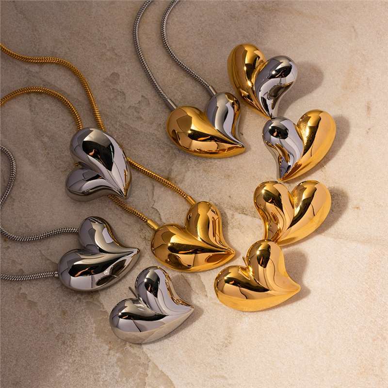 Wholesale Large Heart-shaped Stainless Steel Earrings