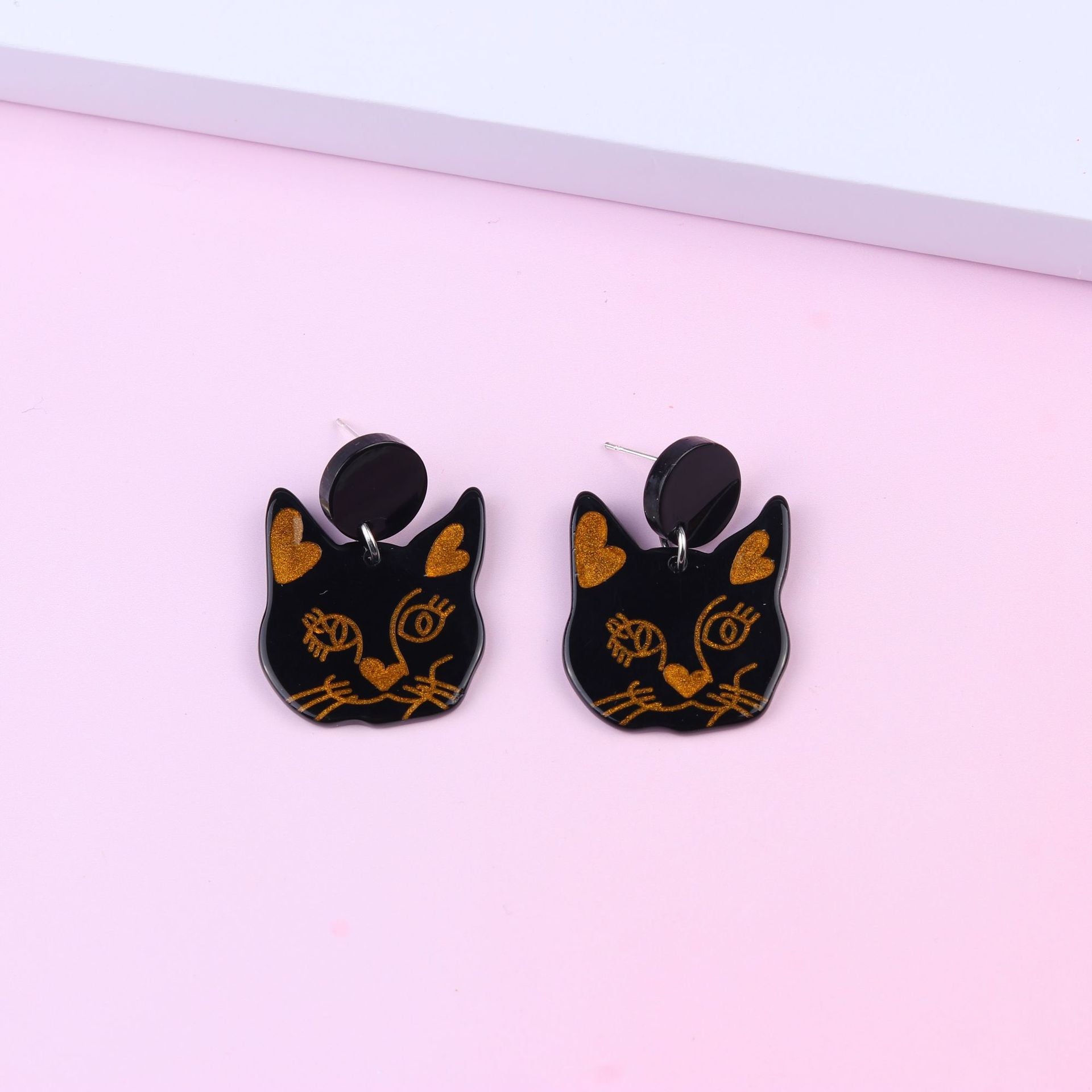 New Moon Cat Black Cat Head Earrings Simple Fashion Acrylic Personalized Earrings Ear