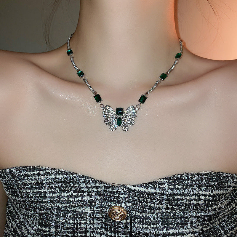 Wholesale Silver Needle Diamond Butterfly Emerald Square Earrings Necklace Set