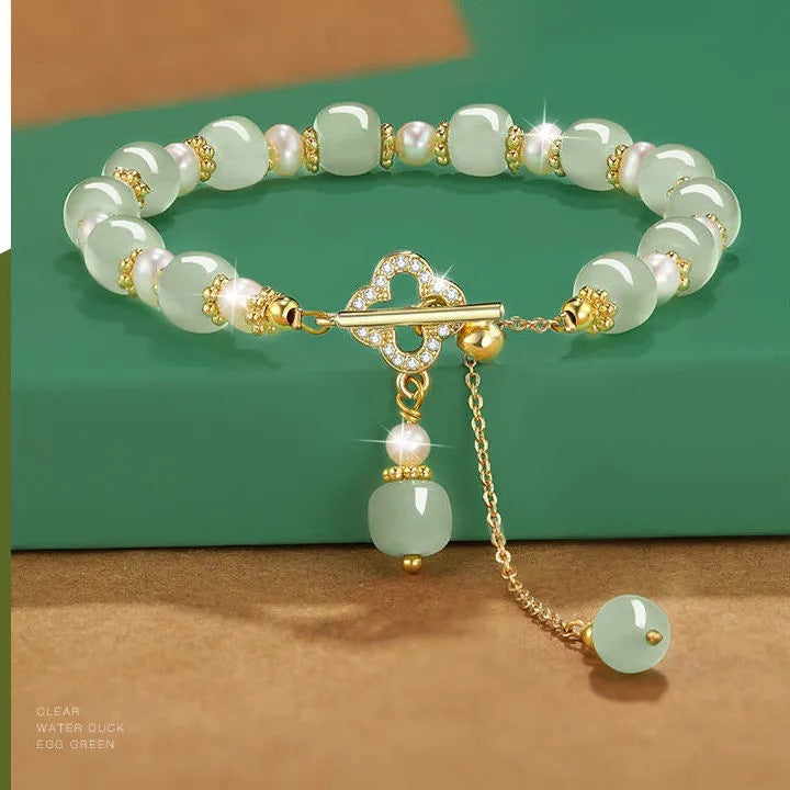 Wholesale Pearl Four Leaf Clover Bracelet