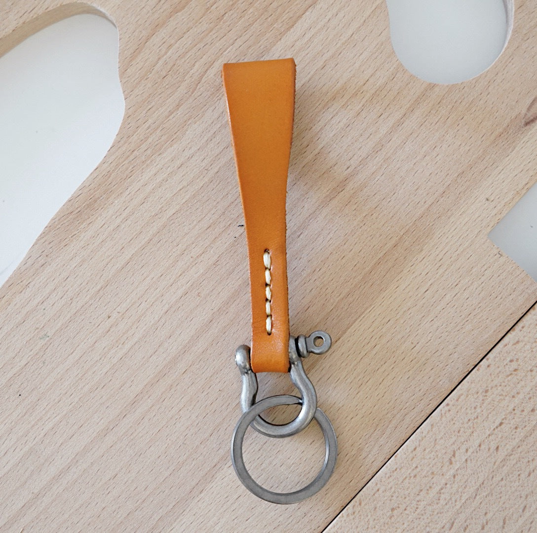 Wholesale Minimalist Cowhide Keychains